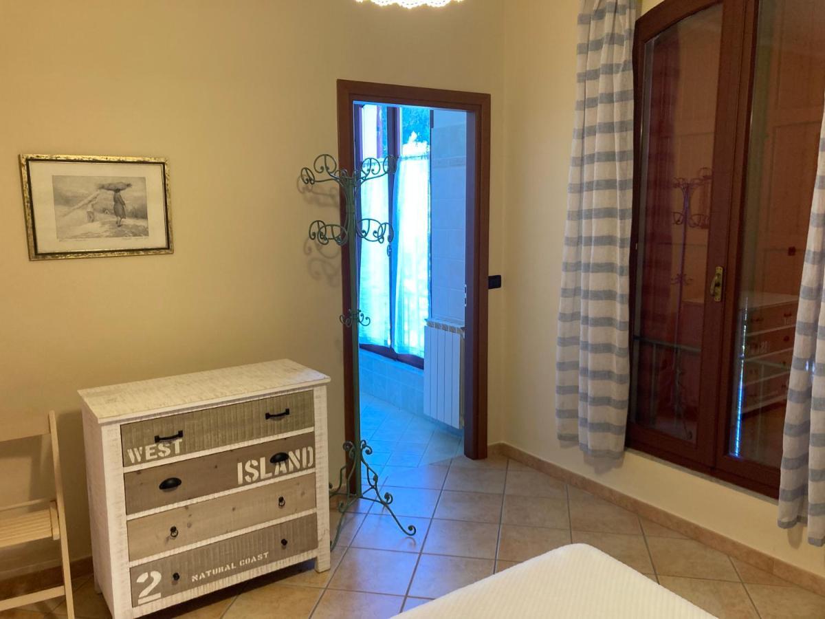Le Giuncaie - Vigna Con Alloggio Montescudaio Exteriör bild